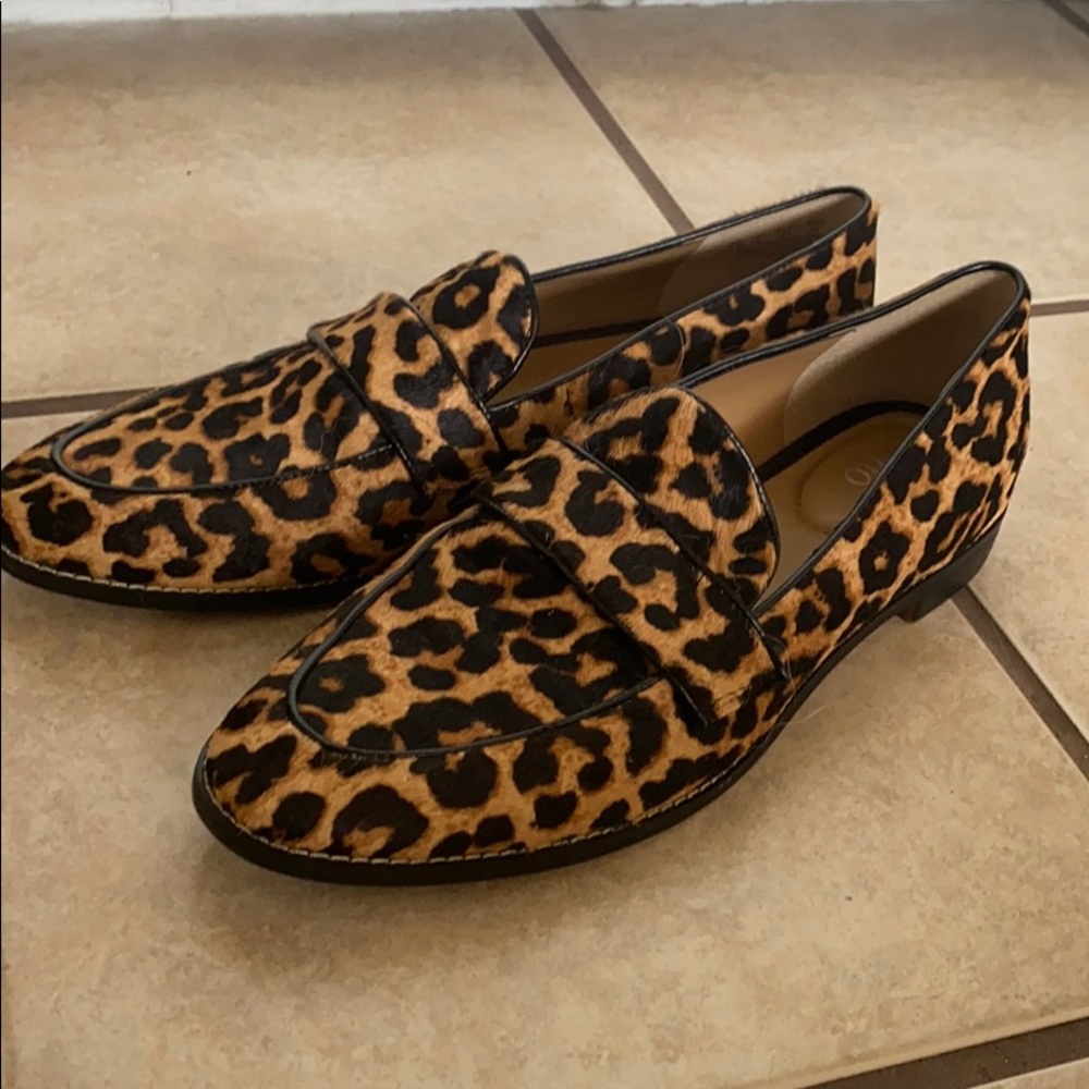Franco sarto animal print faux fur loafers sz11